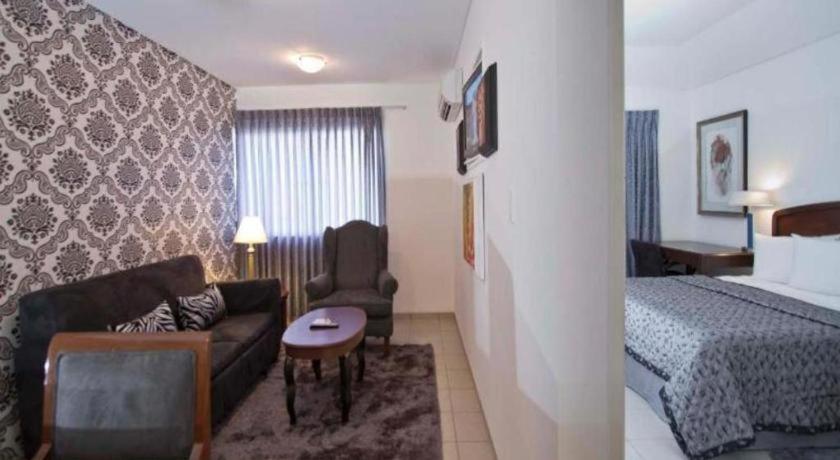 Terranova Suites Santa Cruz de La Sierra Buitenkant foto